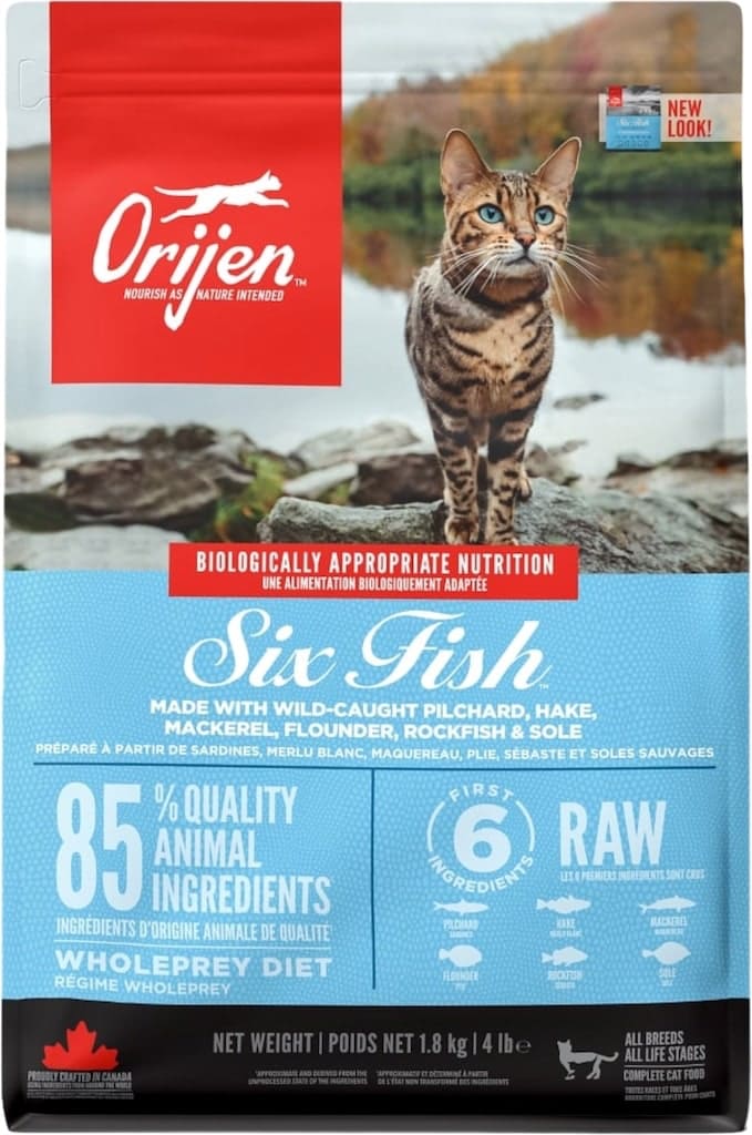 Orijen Six Fish Kattenbrokjes 2kg Voorkant Verpakking